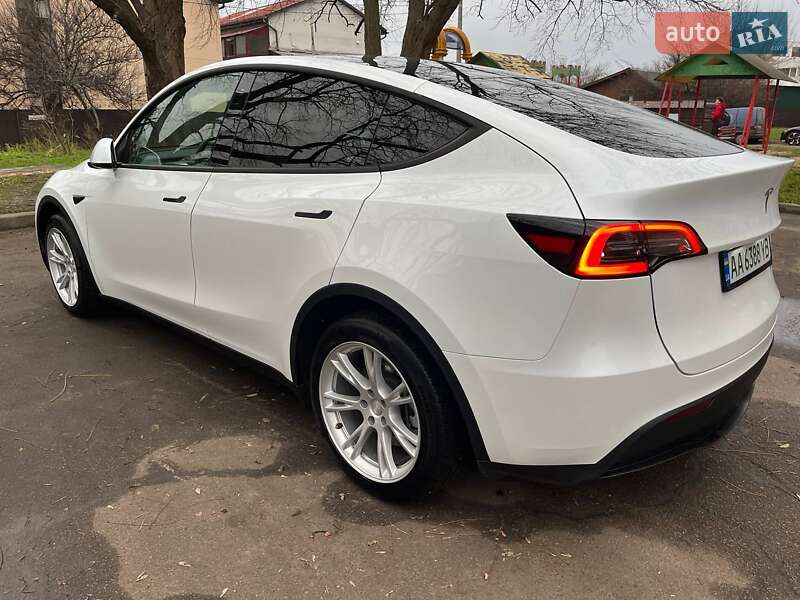 Внедорожник / Кроссовер Tesla Model Y 2023 в Киеве фото 7 Внедорожник / Кроссовер Tesla Model Y 2023 в Киеве