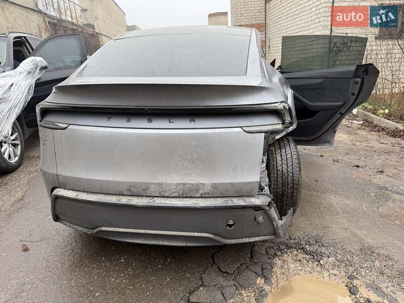 Внедорожник / Кроссовер Tesla Model Y 2025 в Харькове фото 7 Внедорожник / Кроссовер Tesla Model Y 2025 в Харькове