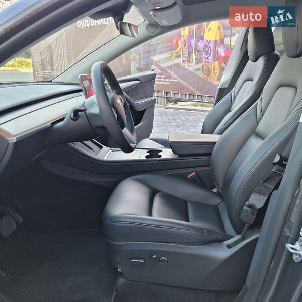 Позашляховик / Кросовер Tesla Model Y 2023 в Полтаві