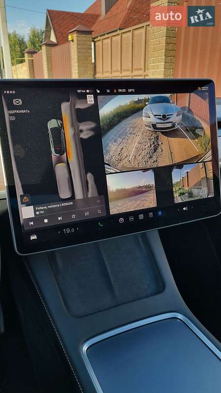 Позашляховик / Кросовер Tesla Model Y 2023 в Полтаві