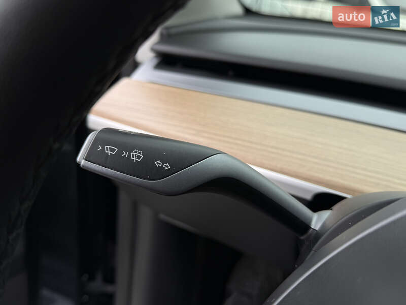 Внедорожник / Кроссовер Tesla Model Y 2022 в Одессе