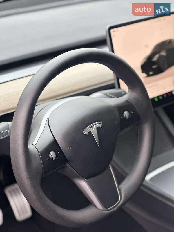 Внедорожник / Кроссовер Tesla Model Y 2022 в Киеве фото 15 Внедорожник / Кроссовер Tesla Model Y 2022 в Киеве