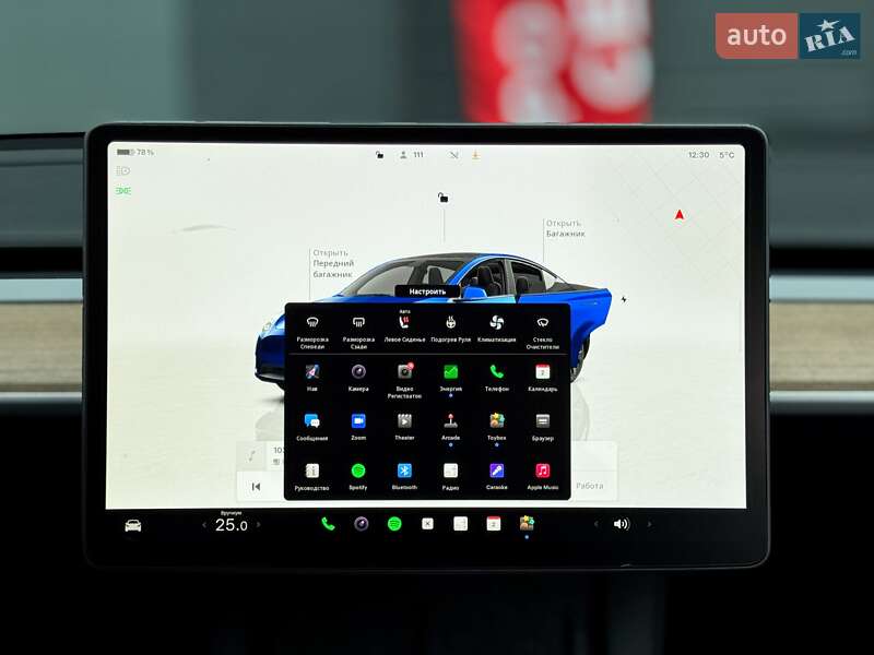 Позашляховик / Кросовер Tesla Model Y 2024 в Києві