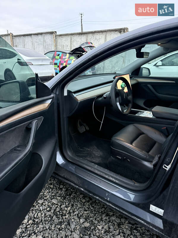 Внедорожник / Кроссовер Tesla Model Y 2022 в Луцке