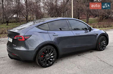 Внедорожник / Кроссовер Tesla Model Y 2022 в Киеве