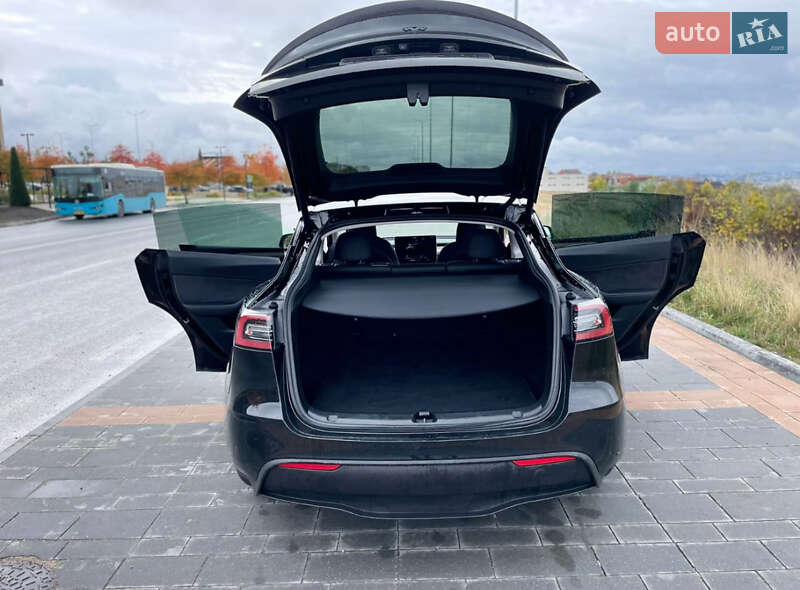 Позашляховик / Кросовер Tesla Model Y 2023 в Одесі