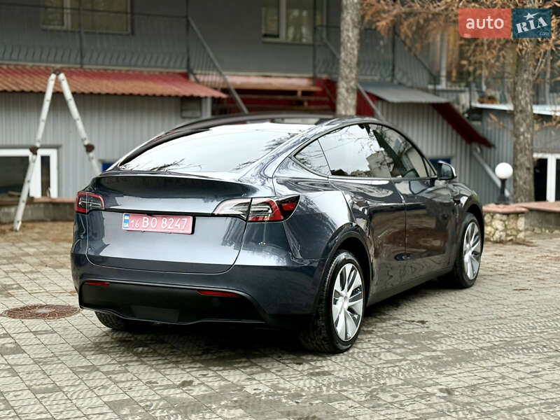 Внедорожник / Кроссовер Tesla Model Y 2023 в Тернополе фото 35 Внедорожник / Кроссовер Tesla Model Y 2023 в Тернополе