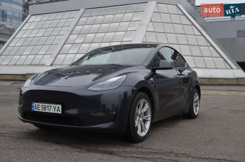 Tesla Model Y 2024 Tesla Model Y 2024