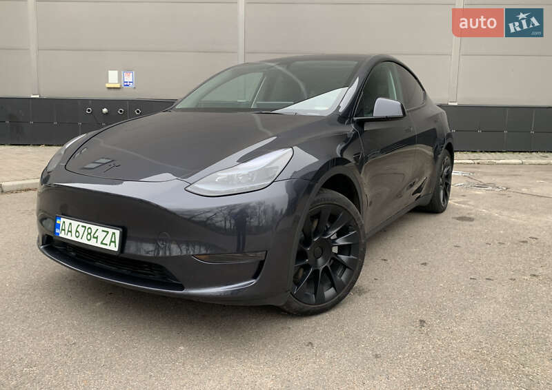 Внедорожник / Кроссовер Tesla Model Y 2024 в Киеве