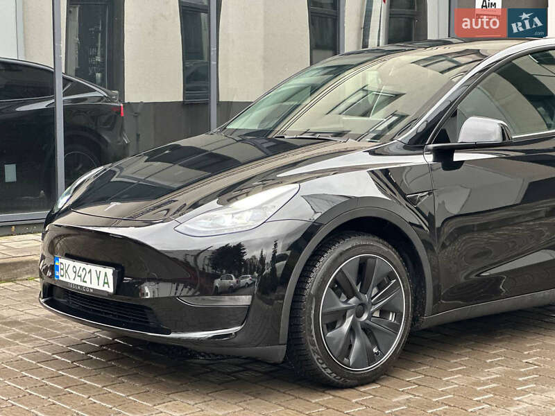 Внедорожник / Кроссовер Tesla Model Y 2024 в Киеве фото 2 Внедорожник / Кроссовер Tesla Model Y 2024 в Киеве