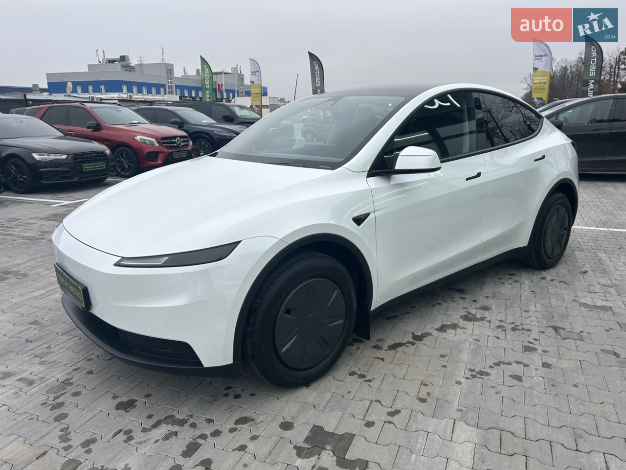2024 Tesla Model Y - мініатюра 26