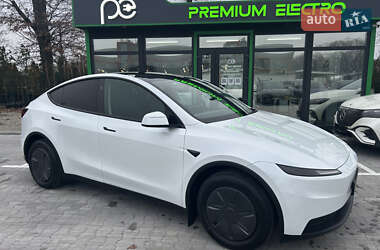 Внедорожник / Кроссовер Tesla Model Y 2025 в Киеве