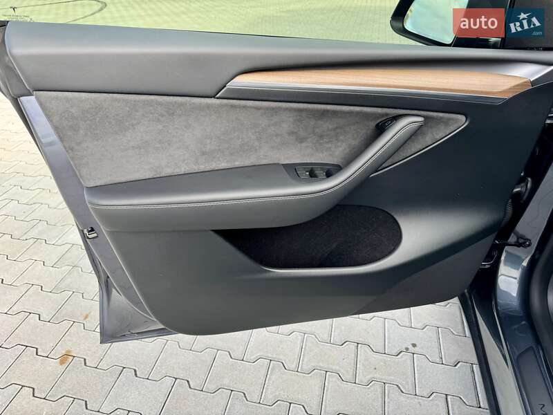 Внедорожник / Кроссовер Tesla Model Y 2023 в Харькове фото 17 Внедорожник / Кроссовер Tesla Model Y 2023 в Харькове