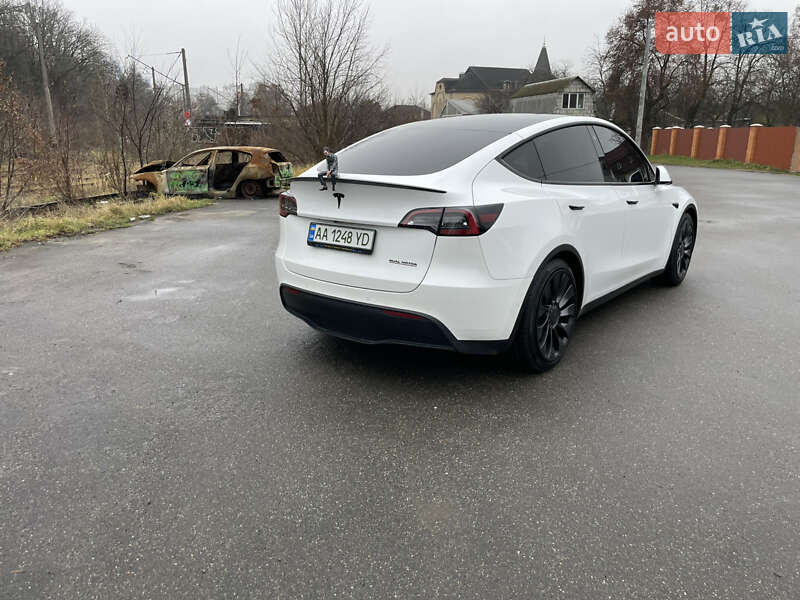 Внедорожник / Кроссовер Tesla Model Y 2022 в Киеве фото 7 Внедорожник / Кроссовер Tesla Model Y 2022 в Киеве
