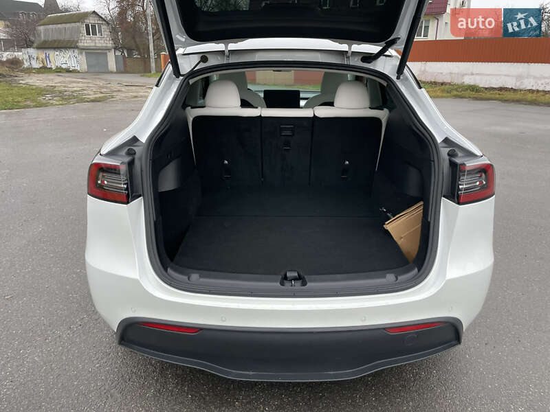 Внедорожник / Кроссовер Tesla Model Y 2022 в Киеве фото 10 Внедорожник / Кроссовер Tesla Model Y 2022 в Киеве