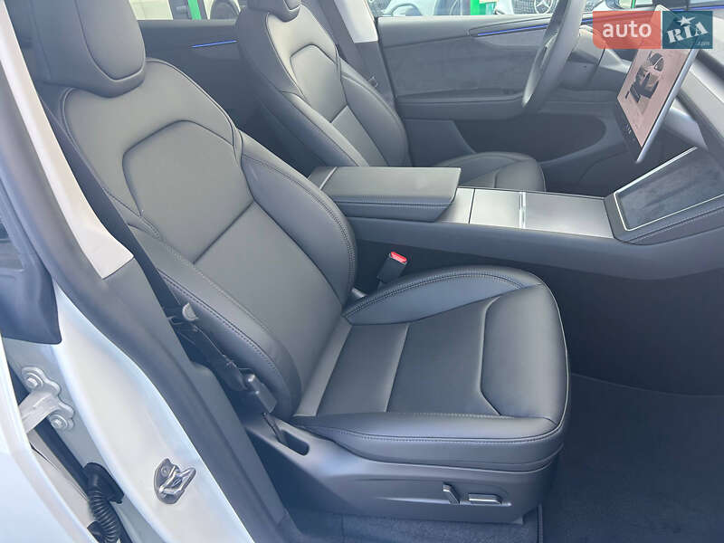 Внедорожник / Кроссовер Tesla Model Y 2025 в Киеве фото 17 Внедорожник / Кроссовер Tesla Model Y 2025 в Киеве