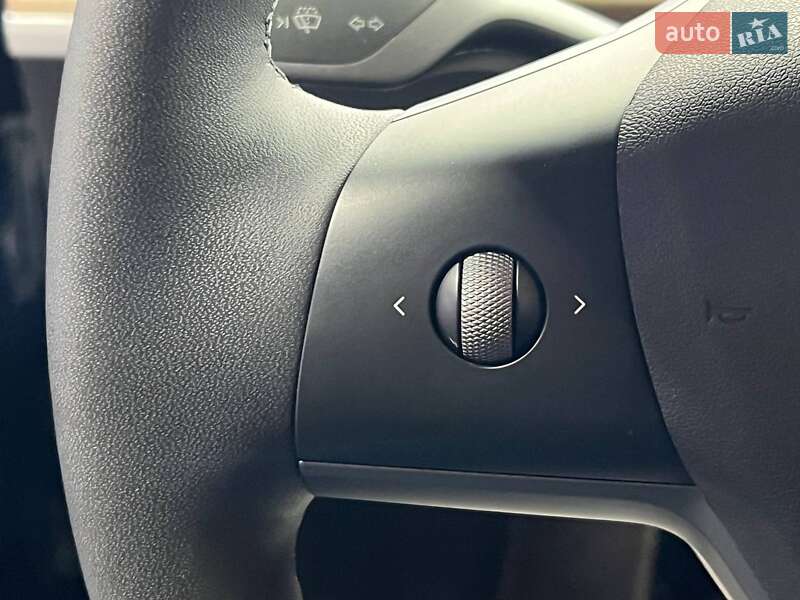 Внедорожник / Кроссовер Tesla Model Y 2023 в Одессе фото 19 Внедорожник / Кроссовер Tesla Model Y 2023 в Одессе