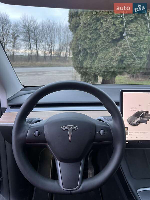 Внедорожник / Кроссовер Tesla Model Y 2021 в Остроге фото 13 Внедорожник / Кроссовер Tesla Model Y 2021 в Остроге