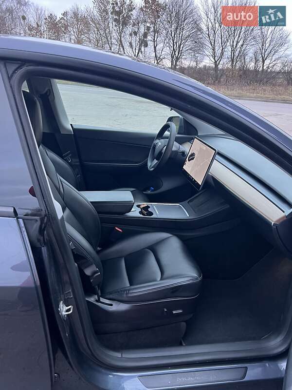 Внедорожник / Кроссовер Tesla Model Y 2021 в Остроге фото 18 Внедорожник / Кроссовер Tesla Model Y 2021 в Остроге