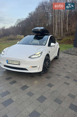 Позашляховик / Кросовер Tesla Model Y 2022 в Тячеві
