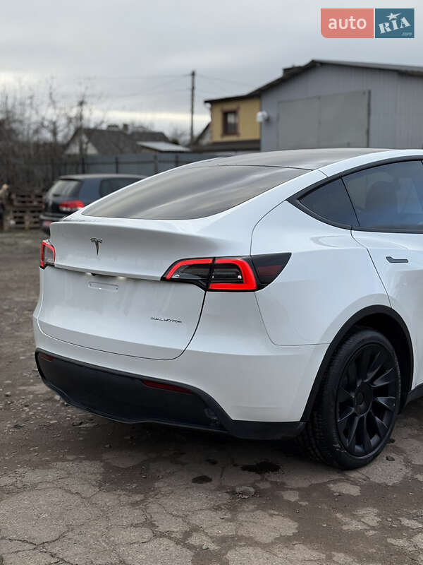 Внедорожник / Кроссовер Tesla Model Y 2022 в Луцке фото 25 Внедорожник / Кроссовер Tesla Model Y 2022 в Луцке