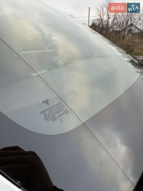 Внедорожник / Кроссовер Tesla Model Y 2022 в Луцке фото 47 Внедорожник / Кроссовер Tesla Model Y 2022 в Луцке