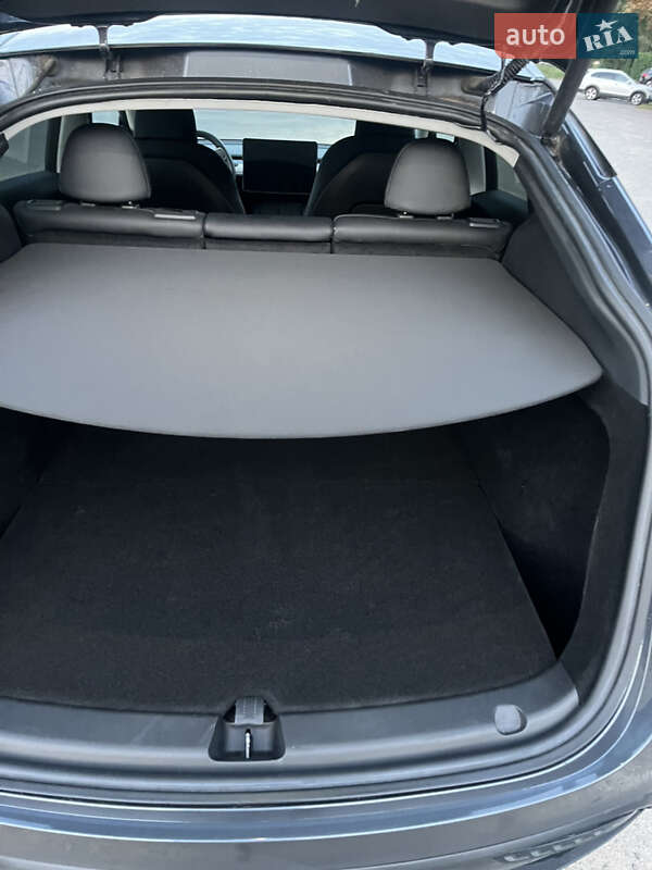 Внедорожник / Кроссовер Tesla Model Y 2022 в Львове фото 12 Внедорожник / Кроссовер Tesla Model Y 2022 в Львове