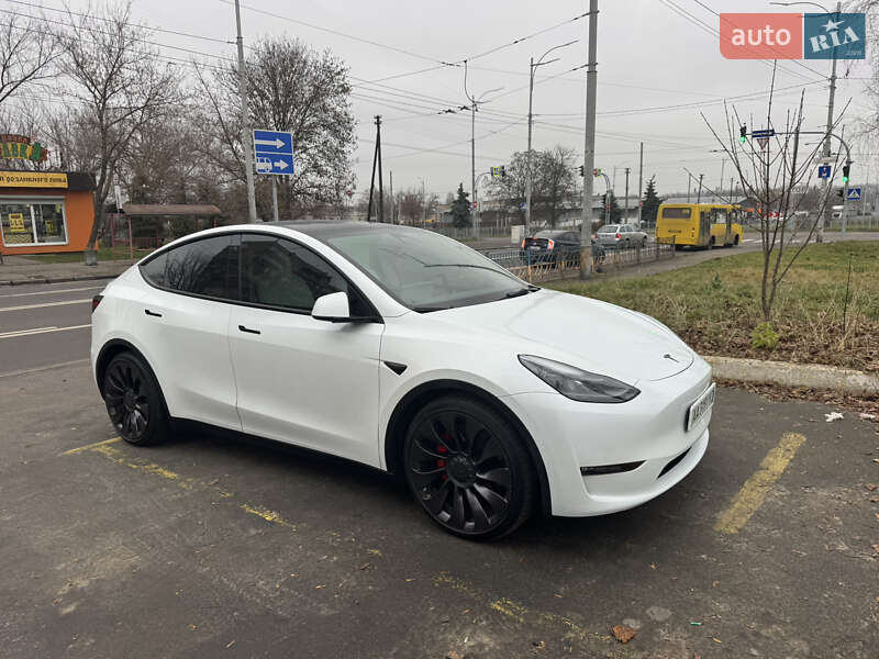 Внедорожник / Кроссовер Tesla Model Y 2022 в Киеве фото 9 Внедорожник / Кроссовер Tesla Model Y 2022 в Киеве