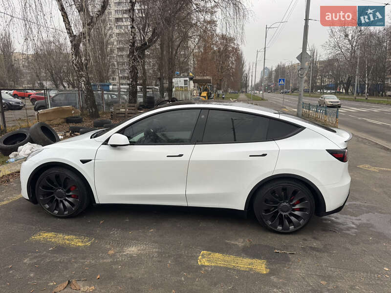 Внедорожник / Кроссовер Tesla Model Y 2022 в Киеве фото 11 Внедорожник / Кроссовер Tesla Model Y 2022 в Киеве