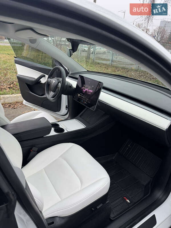 Внедорожник / Кроссовер Tesla Model Y 2022 в Киеве фото 19 Внедорожник / Кроссовер Tesla Model Y 2022 в Киеве