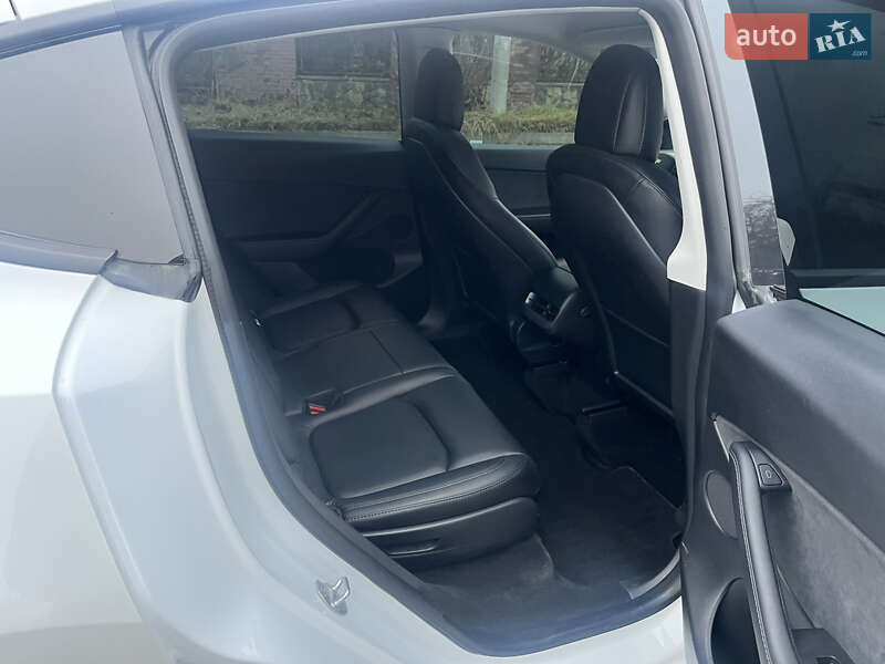 Внедорожник / Кроссовер Tesla Model Y 2021 в Львове фото 17 Внедорожник / Кроссовер Tesla Model Y 2021 в Львове