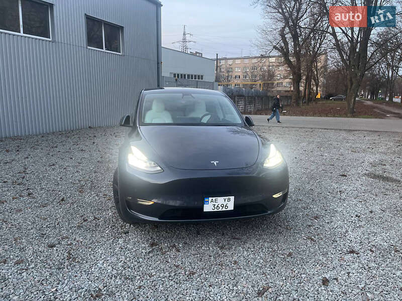 Внедорожник / Кроссовер Tesla Model Y 2021 в Днепре фото 16 Внедорожник / Кроссовер Tesla Model Y 2021 в Днепре