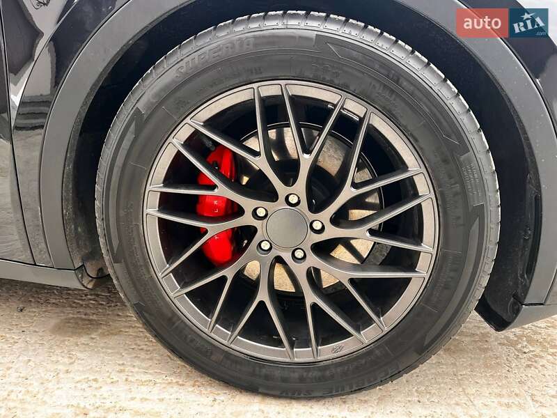 Внедорожник / Кроссовер Tesla Model Y 2021 в Бородянке