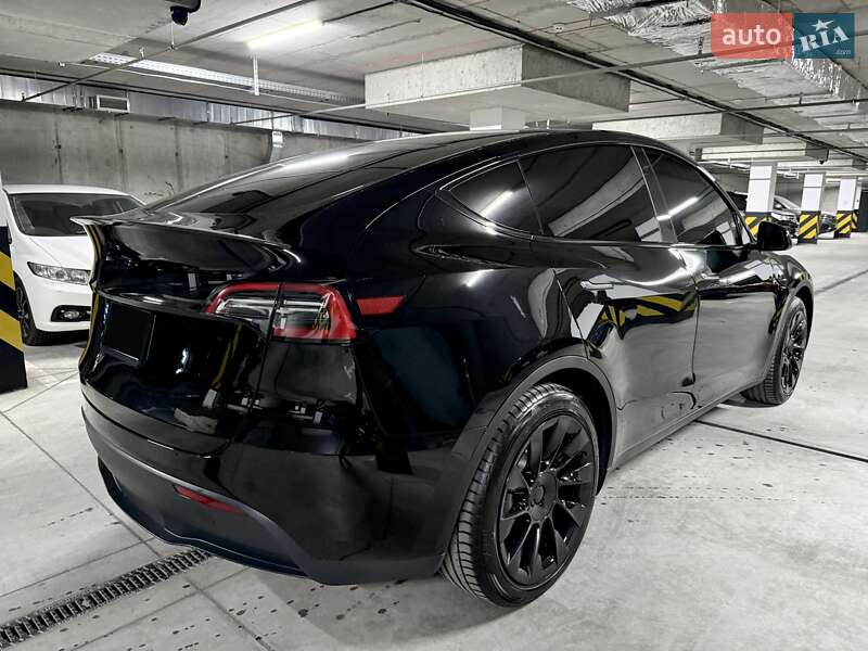 Внедорожник / Кроссовер Tesla Model Y 2023 в Днепре фото 12 Внедорожник / Кроссовер Tesla Model Y 2023 в Днепре