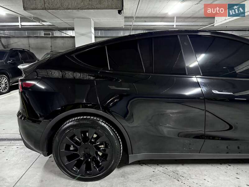 Внедорожник / Кроссовер Tesla Model Y 2023 в Днепре фото 15 Внедорожник / Кроссовер Tesla Model Y 2023 в Днепре