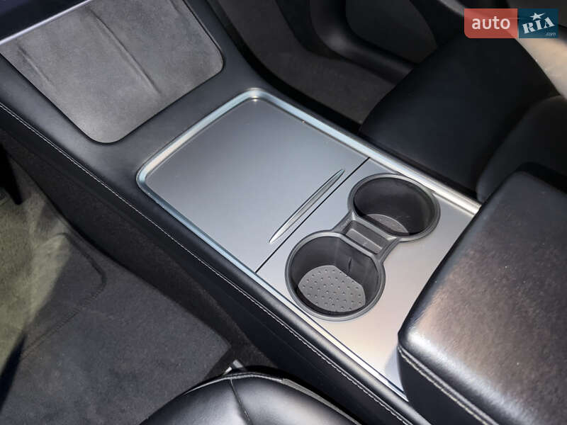 Внедорожник / Кроссовер Tesla Model Y 2021 в Стрые фото 48 Внедорожник / Кроссовер Tesla Model Y 2021 в Стрые