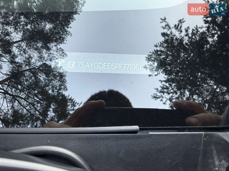 Внедорожник / Кроссовер Tesla Model Y 2023 в Львове