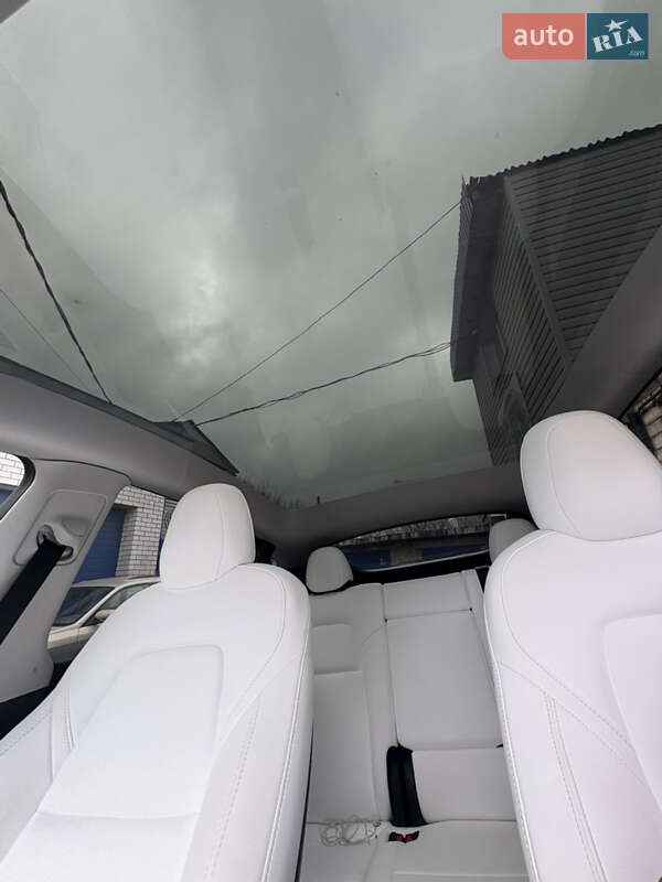 Внедорожник / Кроссовер Tesla Model Y 2022 в Киеве фото 19 Внедорожник / Кроссовер Tesla Model Y 2022 в Киеве