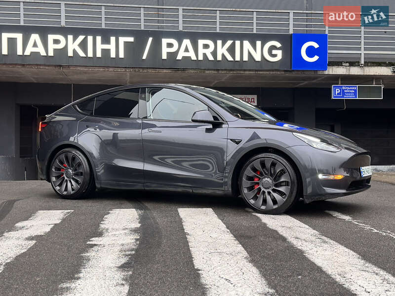 Внедорожник / Кроссовер Tesla Model Y 2024 в Киеве фото 9 Внедорожник / Кроссовер Tesla Model Y 2024 в Киеве