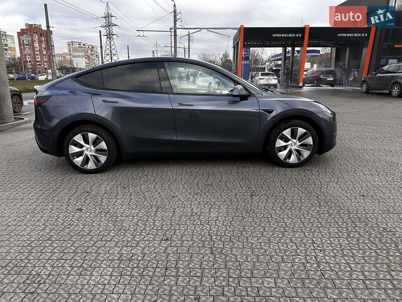 Внедорожник / Кроссовер Tesla Model Y 2023 в Полтаве фото 4 Внедорожник / Кроссовер Tesla Model Y 2023 в Полтаве