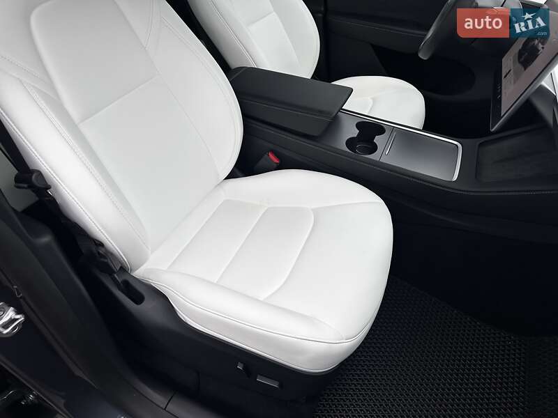 Внедорожник / Кроссовер Tesla Model Y 2023 в Полтаве фото 29 Внедорожник / Кроссовер Tesla Model Y 2023 в Полтаве