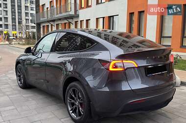 Позашляховик / Кросовер Tesla Model Y 2024 в Києві