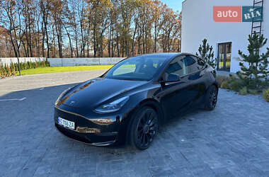 Внедорожник / Кроссовер Tesla Model Y 2020 в Луцке