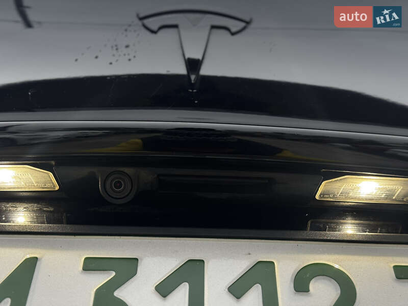 Внедорожник / Кроссовер Tesla Model Y 2021 в Житомире