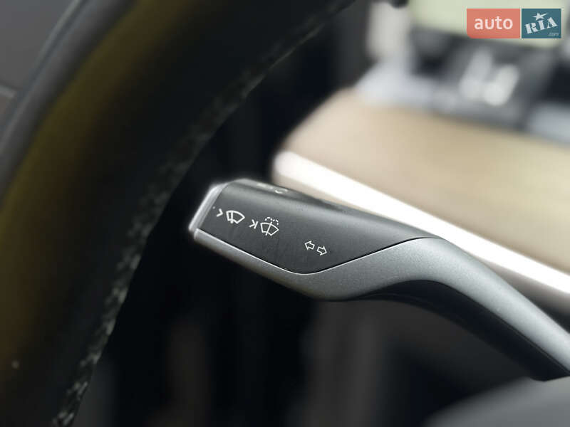 Внедорожник / Кроссовер Tesla Model Y 2021 в Житомире