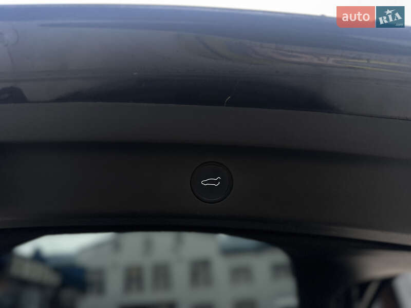 Внедорожник / Кроссовер Tesla Model Y 2021 в Житомире