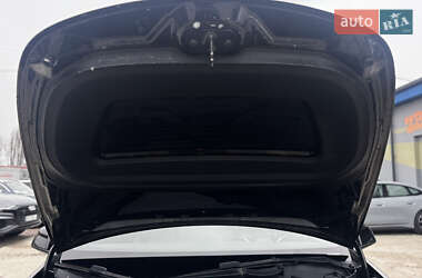 Внедорожник / Кроссовер Tesla Model Y 2021 в Житомире