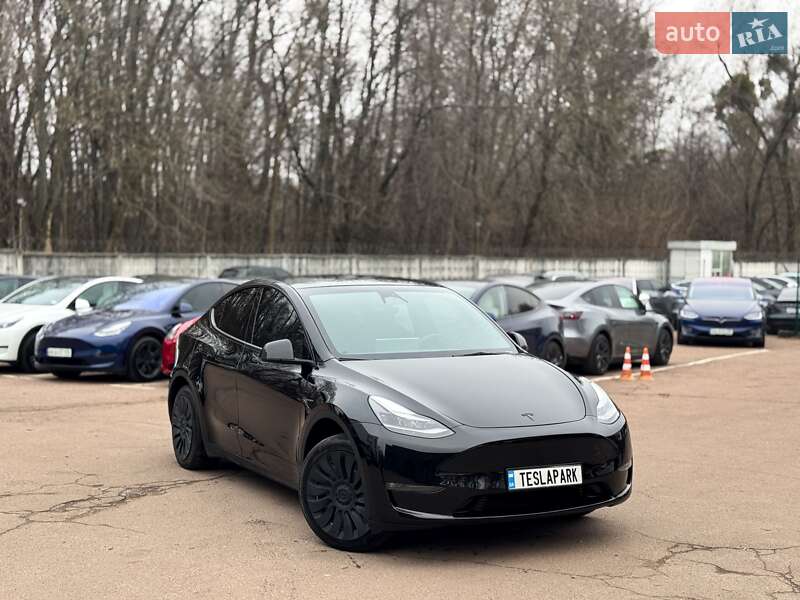 Внедорожник / Кроссовер Tesla Model Y 2023 в Киеве фото 2 Внедорожник / Кроссовер Tesla Model Y 2023 в Киеве