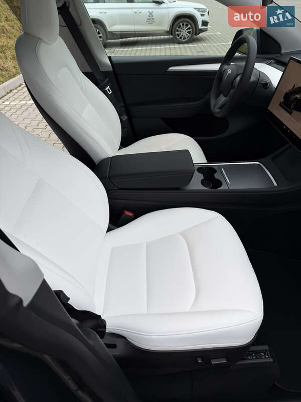 Внедорожник / Кроссовер Tesla Model Y 2023 в Тернополе фото 22 Внедорожник / Кроссовер Tesla Model Y 2023 в Тернополе