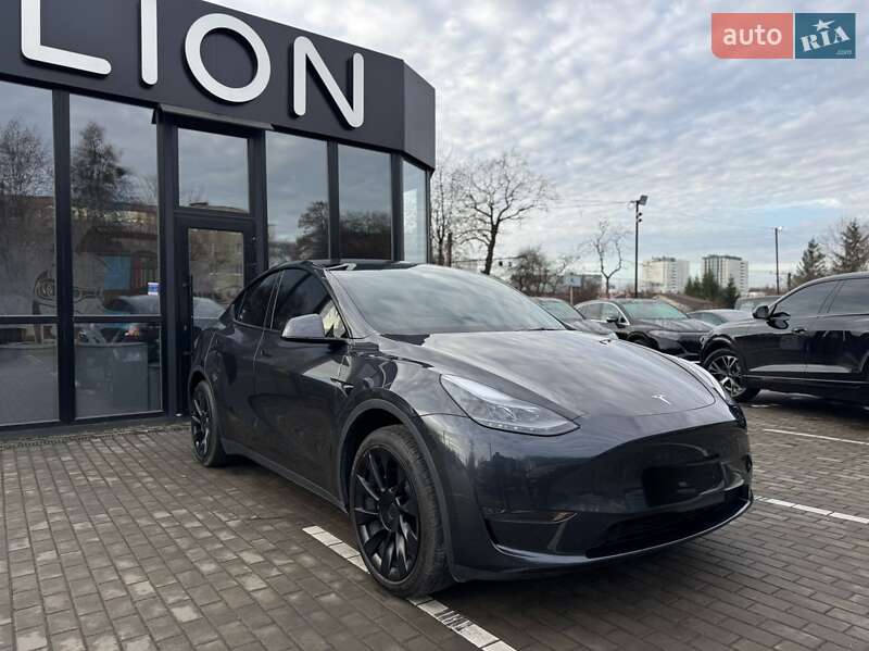 Внедорожник / Кроссовер Tesla Model Y 2024 в Львове